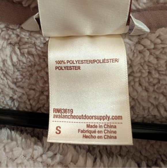 Avalanche Aztec Print Sherpa Lined Fleece - Picture 7 of 10